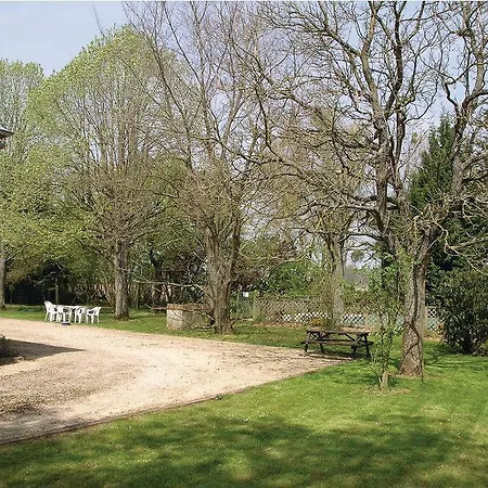 Holiday Ab-1401 Les Croutes
